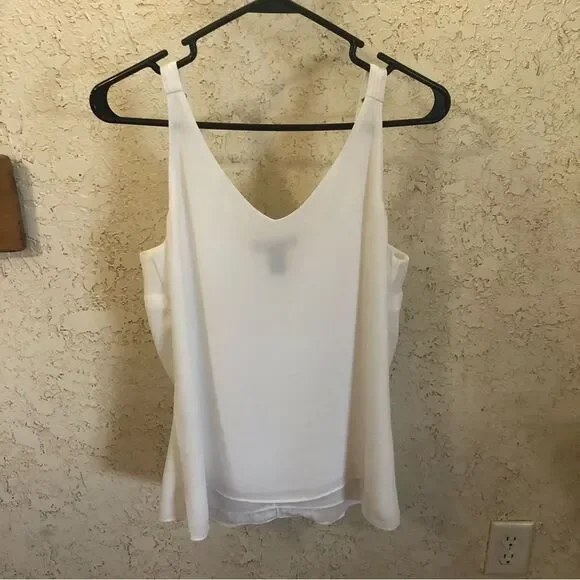 White House Black Market Pleated Ruffle Top - Picture 3 of 11